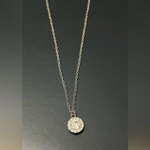 Elegant Silver Pendant Necklace